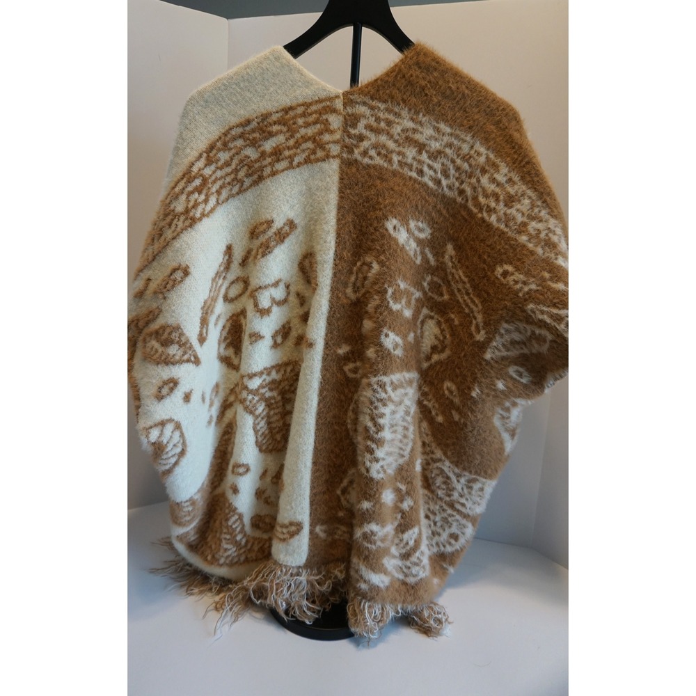POL Paisley Fuzzy Knit Fringe Poncho Wrap Camel Cream GST317 Womens Small - Picture 3 of 9